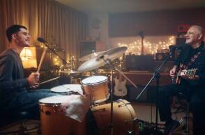 Νίκος Πορτοκάλογλου και Λευτέρης Πορτοκάλογλου κρατούν τη σπίθα ζωντανή