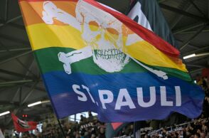 Η St Pauli ο πρώτος μεγάλος ποδοσφαιρικός σύλλογος που εγκαταλείπει το Χ - Η Γερμανική ομάδα χαρακτηρίζει την πλατφόρμα του Έλον Μασκ ως «μηχανή μίσους»