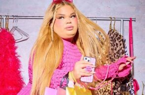 Το «demure» είναι η λέξη της χρονιάς για το 2024, σύμφωνα με το λεξικό Dictionary.com - Οφείλει τη διάδοσή της σε ινφλουένσερ του TikTok - Ποια η σημασία της. 