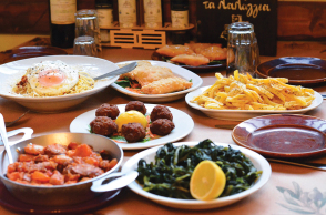 Τα Λαλάγγια: Αυθεντικές γεύσεις από τη Μάνη!