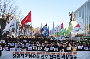 Νότια Κορέα: Ο υπουργός Άμυνας λέει πως έθεσε την παραίτησή του στη διάθεση του προέδρου μετά την απόπειρα επιβολής στρατιωτικού νόμου.