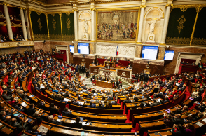 Η δύναμη του ψευδαισθητικού παράγοντα στη σύγχρονη πολιτική σκηνή