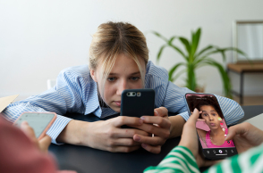 Απαγόρευση social media στους ανήλικους: Η Ελλάδα στα χνάρια της Αυστραλίας;