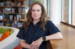 Debbie Weinstein: Αναλαμβάνει τη θέση προέδρου της Google για την Ευρώπη, τη Μέση Ανατολή και την Αφρική - Προτεραιότητα η αξιοποίηση της τεχνητής νοημοσύνης 