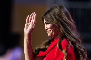 Η Κίμπερλι Γκίλφοϊλ «αποθεώνει» τη χώρα μας σε νέο μήνυμά της