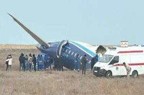 Καζακστάν: 28 οι επιζώντες από τη συντριβή επιβατικού αεροπλάνου με 67 επιβάτες