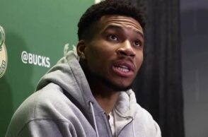 Ο Γιάννης Αντετοκούνμπο