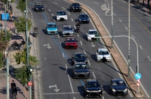 Οχήματα σε δρόμο της Αθήνας