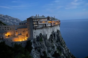 Μοναστήρι στο Άγιο Όρος