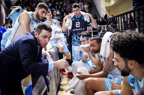 Προπονητής ετών… 24: Ο Ανδρέας Γαβαλάς έγραψε ιστορία στη νίκη του Κολοσσού