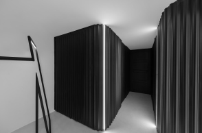 Big See Awarded 2023 - Project Sneacker Store