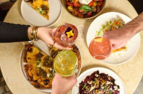 Ma Che Vuoi: στην ολοκαίνουργια spritzeria του κέντρου για πίτσα και aperitivo