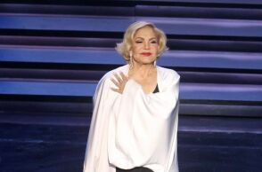 Τα νεότερα για την υγεία της «μεγάλης κυρίας» του ελληνικού τραγουδιού