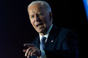 ΗΠΑ: Ο Τζο Μπάιντεν απονέμει χάρη σε δημόσιους λειτουργούς και βουλευτές που απειλούνται με δίωξη από τον Ντόναλντ Τραμπ