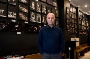 Θεόδωρος Τερζόπουλος: Συγγραφέας του φετινού Μηνύματος της Παγκόσμιας Ημέρας Θεάτρου ο διεθνώς αναγνωρισμένος Έλληνας σκηνοθέτης