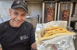 Πού θα βρεις σάντουιτς με κοκορέτσι στο κέντρο της Αθήνας;