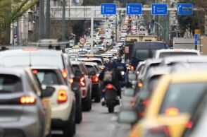 Η ΑΑΔΕ πατάει το κουμπί με ηλεκτρονικές διασταυρώσεις για ανασφάλιστα ΙΧ και οχήματα με απλήρωτα τέλη κυκλοφορίας και ΚΤΕΟ - Προβλέπονται αυστηρά πρόστιμα