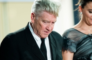 Ο Ντέιβιντ Λιντς πάντα με ένα τσιγάρο στο χέρι