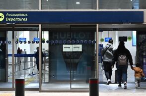 Πόσο πραγματικά κοστίζουν τα εισιτήρια από Σαντορίνη