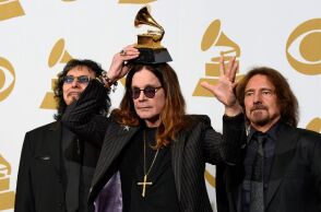 Έπειτα από 20 χρόνια, η θρυλική ορίτζιναλ τετράδα των Black Sabbath στη σκηνή για μία τελευταία φορά - Στις 5 Ιουλίου 2025 στο Μπέρμιγχαμ