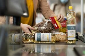 Αμετάβλητες παρέμειναν οι τιμές των προϊόντων σούπερ μάρκετ τον Ιανουάριο του 2025 σε σχέση με τον ίδιο μήνα πέρυσι, σύμφωνα με έρευνα του ΙΕΛΚΑ