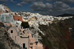 Πάνω από 6.400 σεισμοί σε 9 μέρες στη ζώνη Σαντορίνης - Αμοργού, σύμφωνα με το ΕΚΠΑ