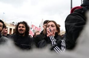 Πανεκπαιδευτικό συλλαλητήριο στα Προπύλαια για τα Τέμπη - Κυκλοφοριακές ρυθμίσεις στο κέντρο της Αθήνας 