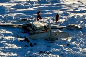 Εντοπίστηκαν τα συντρίμμια αεροσκάφους που αγνοείτο στην Αλάσκα - Νεκροί και οι 10 επιβαίνοντες