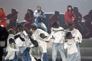 Κέντρικ Λαμάρ: Το σόου στο ημίχρονο του Super Bowl ήταν εμπνευσμένο από τα βιντεοπαιχνίδια, αποκάλυψε η καλλιτεχνική διευθύντρια - O απόηχος της εμφάνισής του