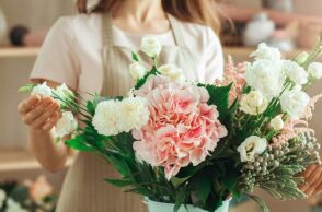 Γαλλία: Τα μπουκέτα λουλουδιών είναι μολυσμένα από τα φυτοφάρμακα, σύμφωνα με εξειδικευμένο περιοδικό - Οι ουσίες περιλαμβάνουν αποδεδειγμένα καρκινογόνα