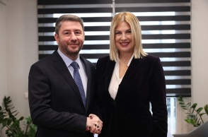 rania_thraskia_pasok_androulakis