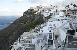 Σαντορίνη: Χαμένοι στη μετάφραση