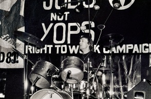 Ρικ Μπάκλερ: Πέθανε ο ντράμερ του συγκροτήματος The Jam