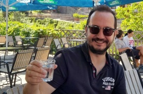 Βασίλης Καλογήρου