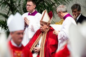 Βατικανό: Ο Πάπας Φραγκίσκος σε κρίσιμη κατάσταση - Κρίση άσθματος - Κατέστη αναγκαία παρατεταμένη χορήγηση οξυγόνου - Συνεχίζεται η νοσηλεία του