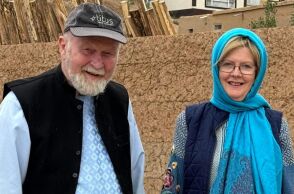 Ζευγάρι 70χρονων Βρετανών συνελήφθη από τους Ταλιμπάν - Διηύθυναν εκπαιδευτικά προγράμματα στο Αφγανιστάν - Τηρούσαν σχολαστικά τους κανόνες του καθεστώτος