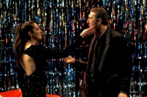 Αποκριάτικη Νυχτιά: Κερδίστε διπλές προσκλήσεις για την παράσταση με τον Ρένο Χαραλαμπίδη στο Θέατρο Τέχνης.