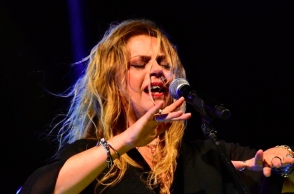 Ελένη Τσαλιγοπούλου: Στα 90s κάναμε την «τρέλα» και το πάθος μας mainstream