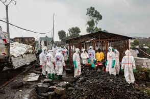 Άγνωστη ασθένεια σκοτώνει περισσότερους από 50 ανθρώπους στο Κονγκό - Τα συμπτώματα περιλαμβάνουν πυρετό, εμετό και εσωτερική αιμορραγία