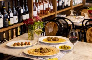 14 νόστιμα στέκια για όσους αγαπούν το κέντρο της πόλης