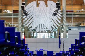 Γερμανία: Χριστιανοδημοκράτες και Σοσιαλδημοκράτες εξετάζουν επενδύσεις πολλών δισεκατομμυρίων στην άμυνα, σύμφωνα με τον Τύπο