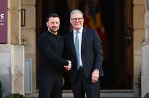 Βρετανία - Ουκρανία: «Δεν υπάρχει συμφωνία» για μια πρόταση μερικής εκεχειρίας, όπως αυτή που ανέφερε ο Γάλλος πρόεδρος Μακρόν, σύμφωνα με το Λονδίνο