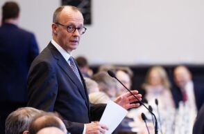 Φρίντριχ Μερτς 