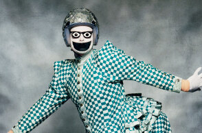 Λι Μπάουερι: Ο άνθρωπος που έγινε ζωντανή τέχνη