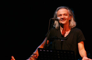 Podcast Τα Παραπαραγωγικά του Άγγελου Σφακιανάκη | Χρήστος Θηβαίος: Η γνωριμία, τα βαφτίσια, οι Συνήθεις Ύποπτοι