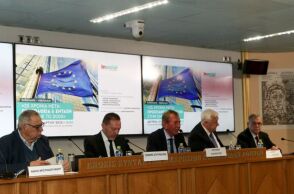 ΙnSocial: Αφιέρωμα στα 25 χρόνια από την ένταξη της Ελλάδας στην ΟΝΕ