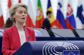 Ούρσουλα φον ντερ Λάιεν: Η ειρήνη στην Ευρωπαϊκή Ένωση δεν μπορεί πλέον να θεωρείται δεδομένη