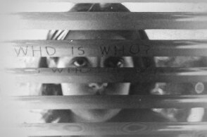 Μιχάλης Οικονομάκης: Το «Απέραντα Οικείο» είναι μια οπτική αυτοβιογραφία 