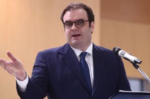 Κυριάκος Πιερρακάκης: 132 προτάσεις συνεργασίας ελληνικών πανεπιστημίων με διεθνή ακαδημαϊκά ιδρύματα - Τελετή παράδοσης-παραλαβής στο υπουργείο Παιδείας