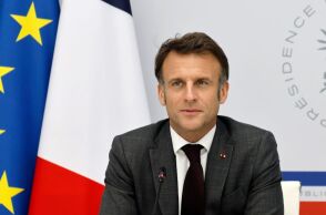 Γαλλία: Η Ουκρανία και όχι η Ρωσία θα αποφασίσει εάν θέλει ανάπτυξη ειρηνευτικών δυνάμεων στο έδαφός της, δηλώνει ο πρόεδρος Εμανουέλ Μακρόν
